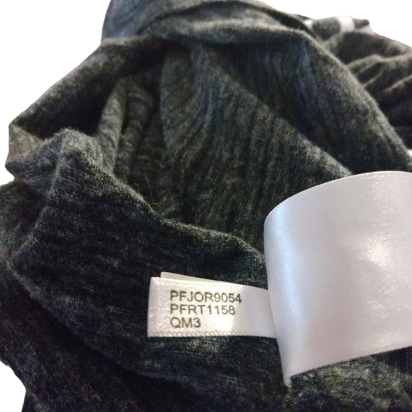 Calvin Klein Performance Dark- Gray White Long Sleeve Hooded Lightweight Top M - Picture 7 of 7